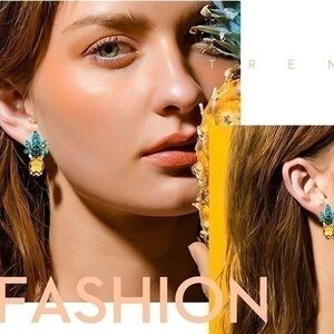 Brand new Gorgeous Pineapple Studs Earrings